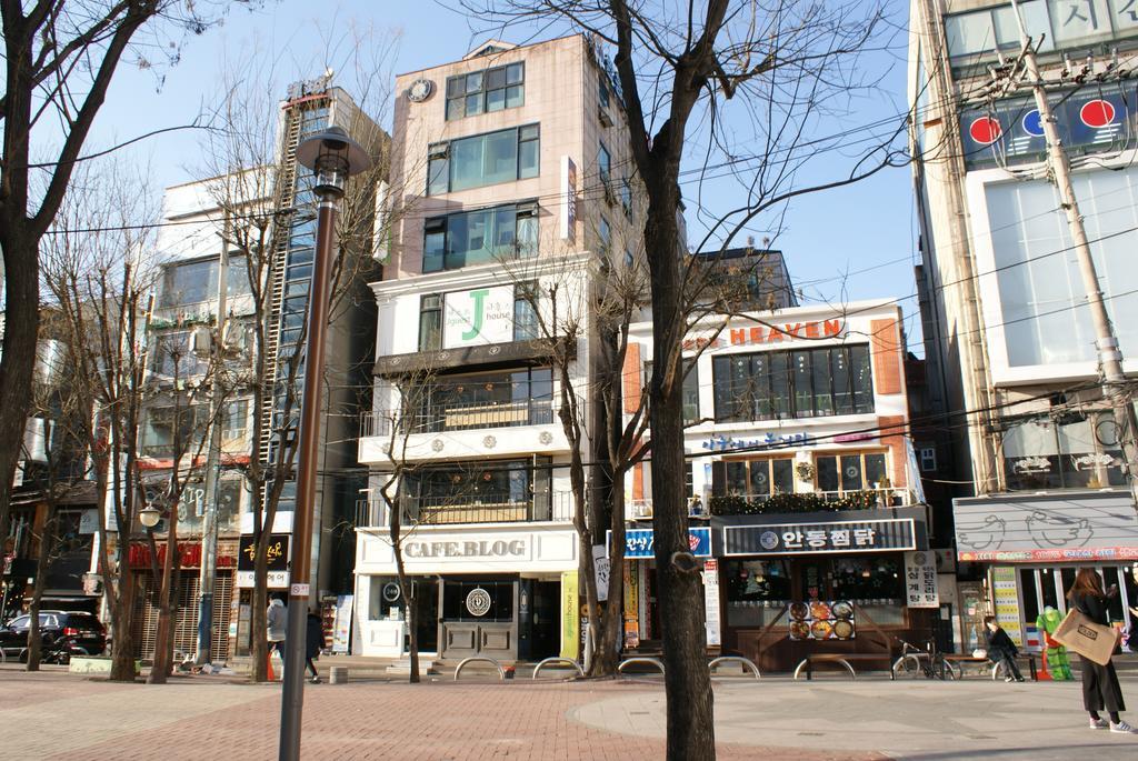 J Guesthouse Seoul Exterior foto